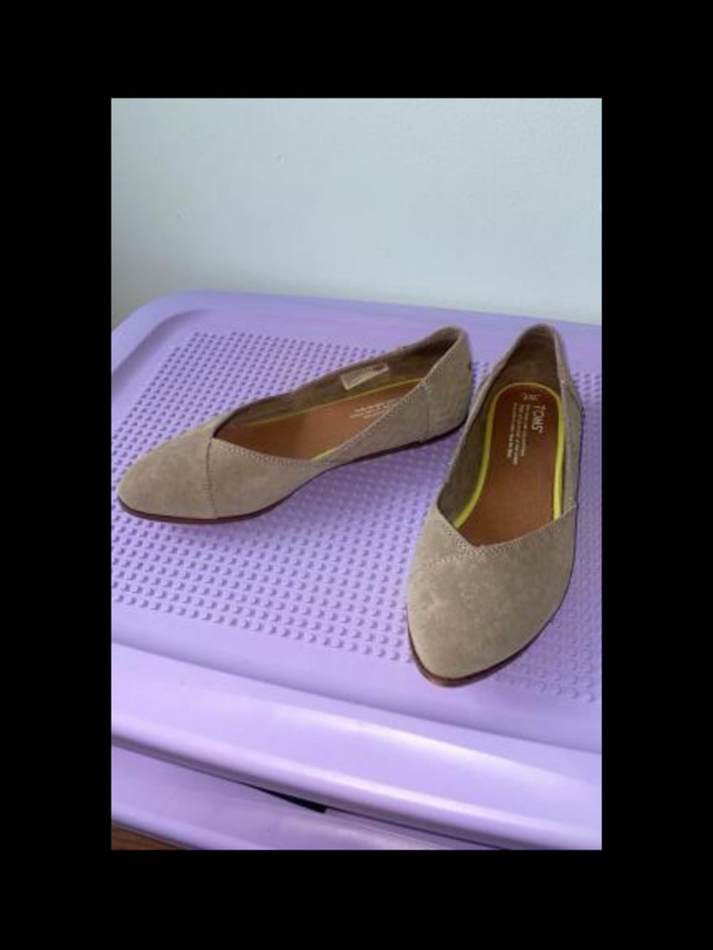 Like New Toms Women's Taupe Suede Pointed Flats